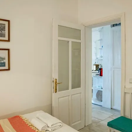 Apartament Mini *